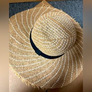 Italian hat new